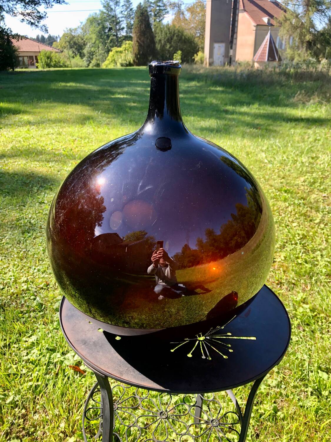 Amber and bubbled Dame Jeanne