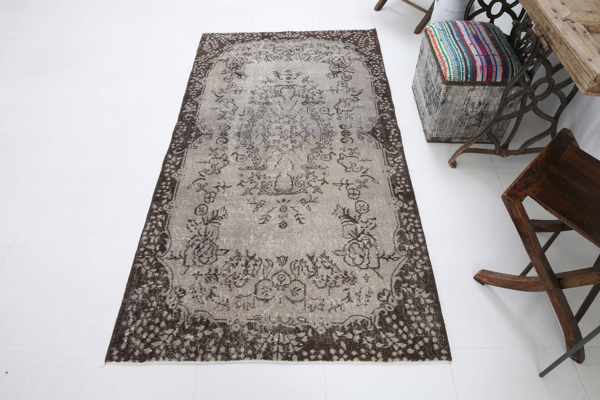4x7 Rug For Office Oriental Classic Vintage Area Rug, 112x208Cm SK 2672