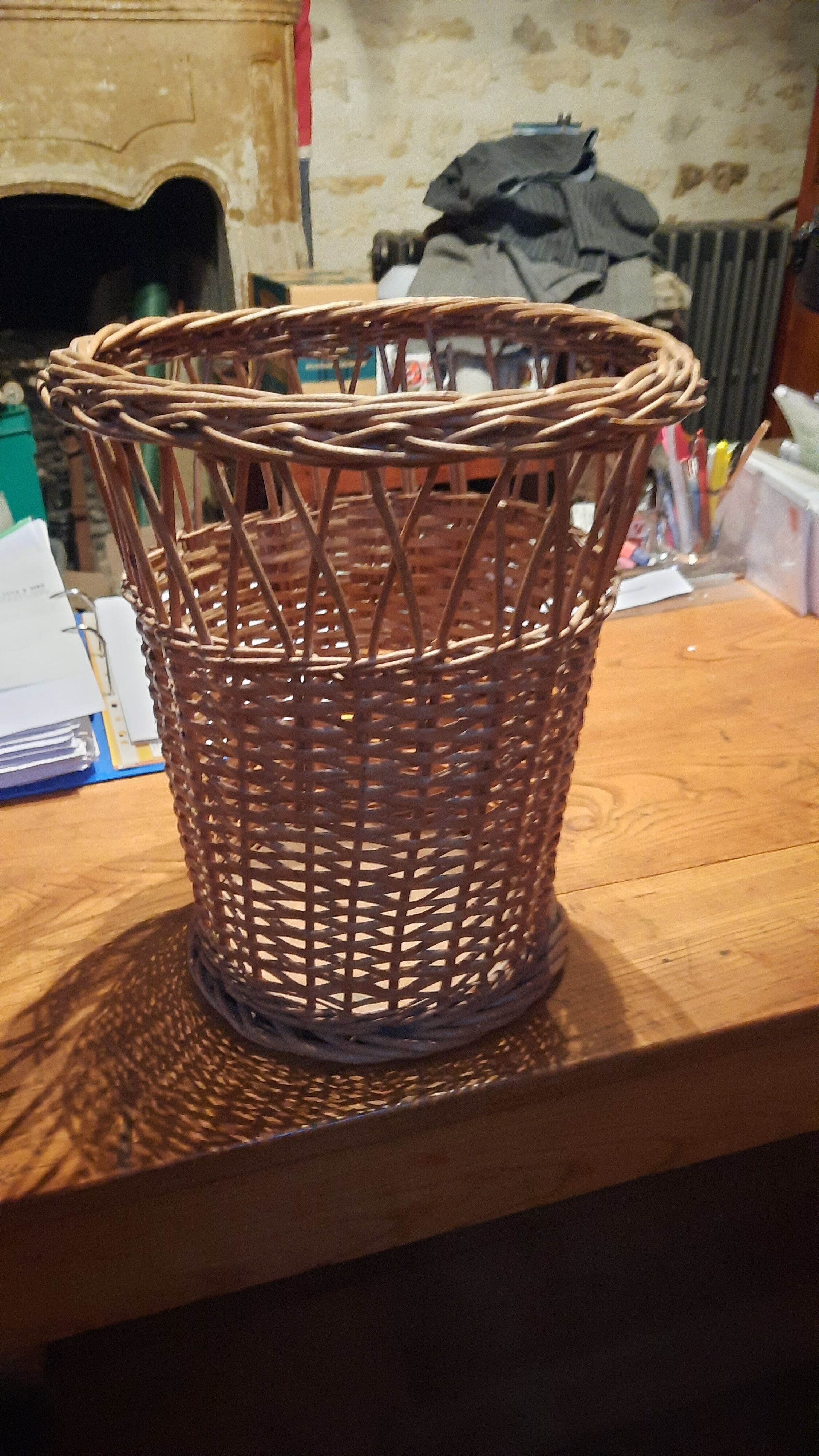 Wicker paper basket