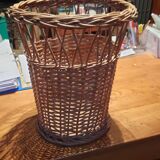 Wicker paper basket