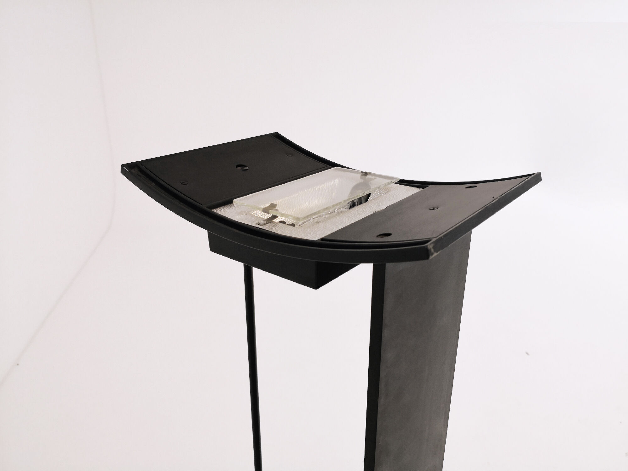 MCP Gilles Derain for Lumen Center halogen lamp