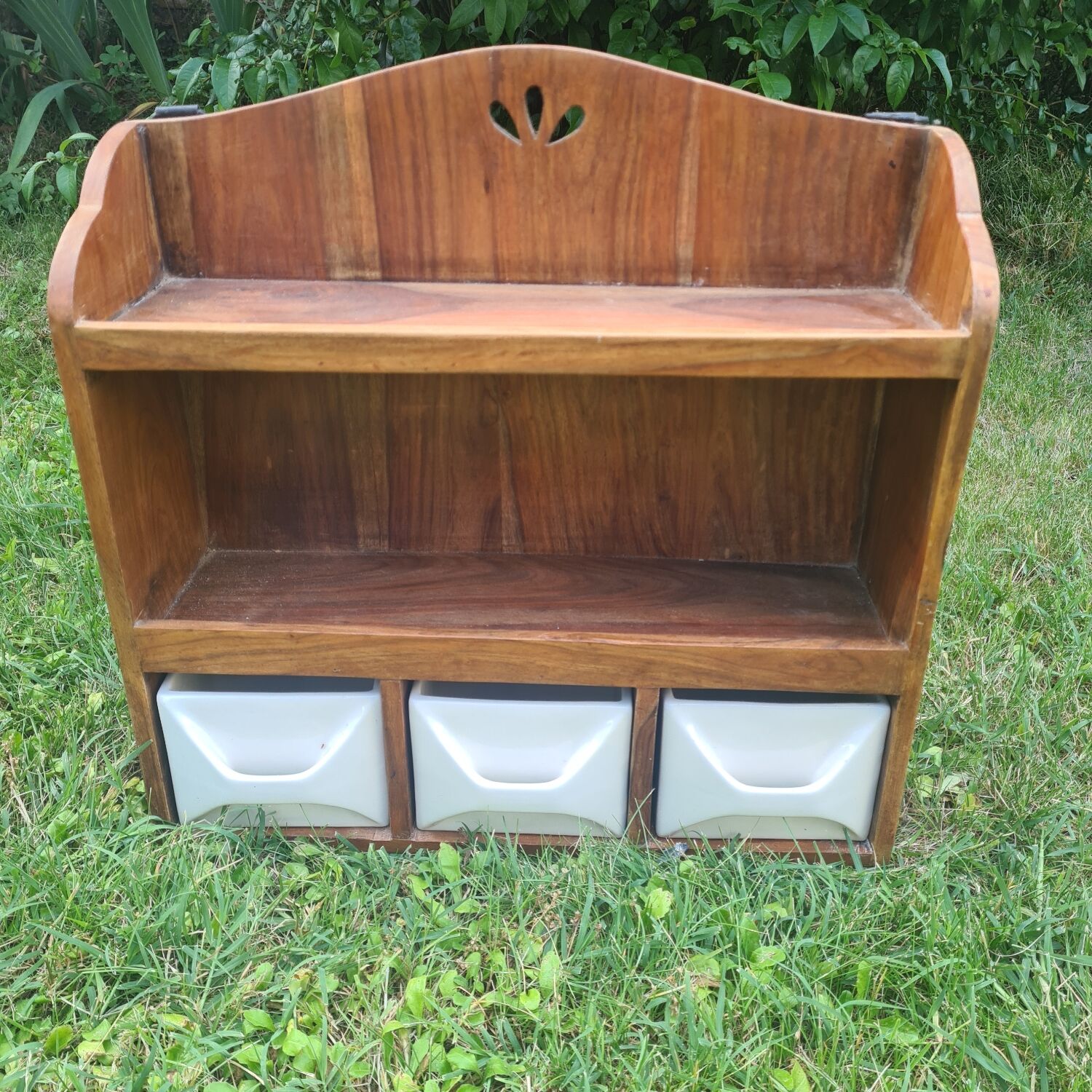 Wooden wall shelf and tiled drawers