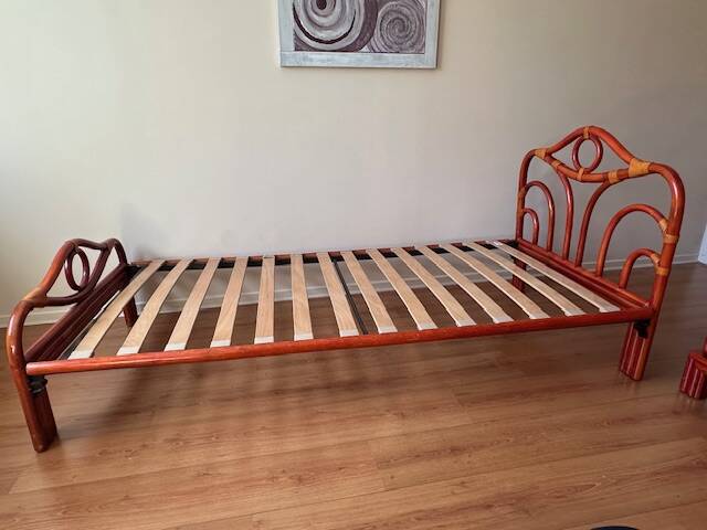 Maugrion rattan room - Roche Bobois - bed, chest of drawers and bedside table