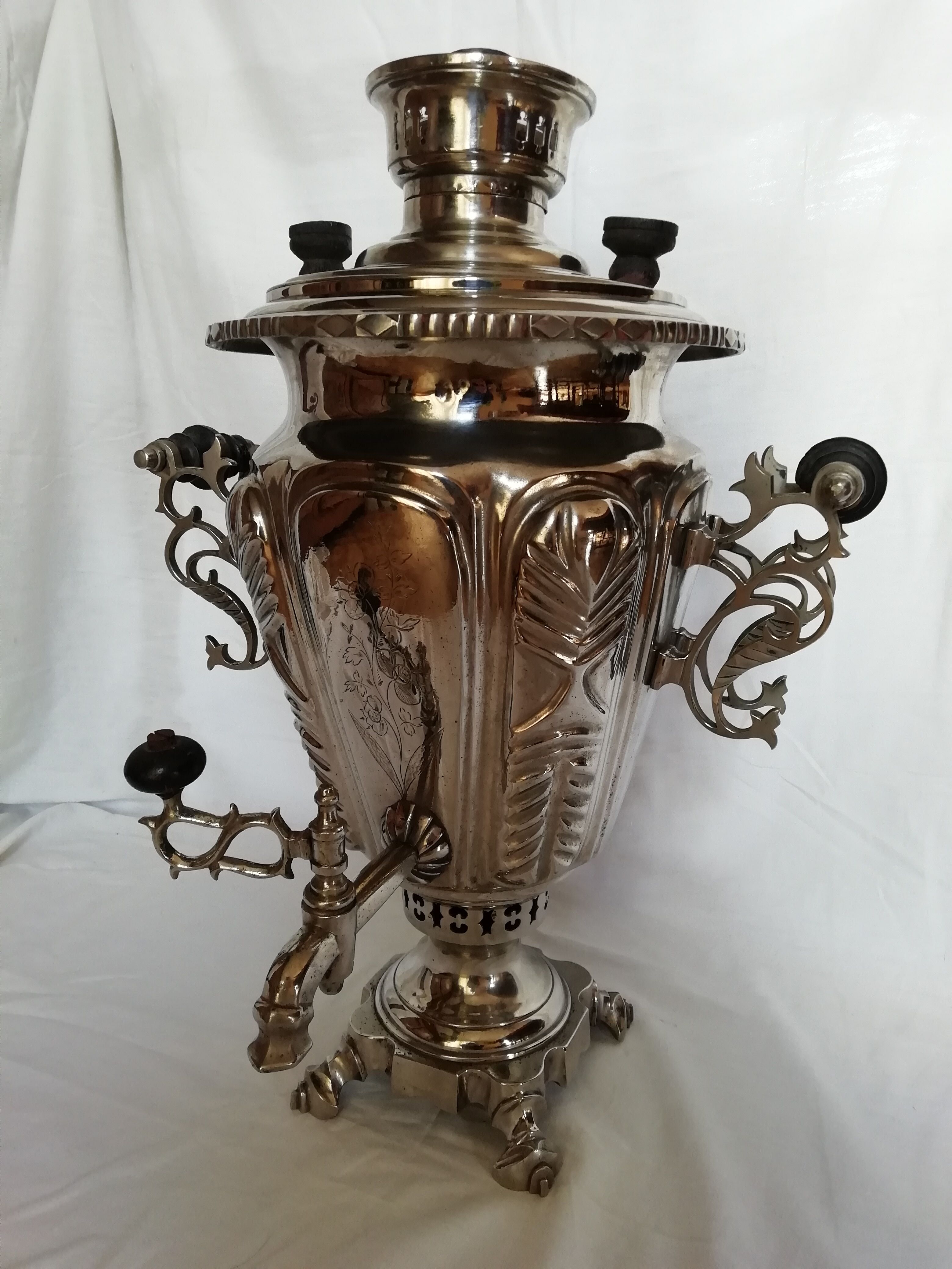 Russian Samovar silver metal and tray