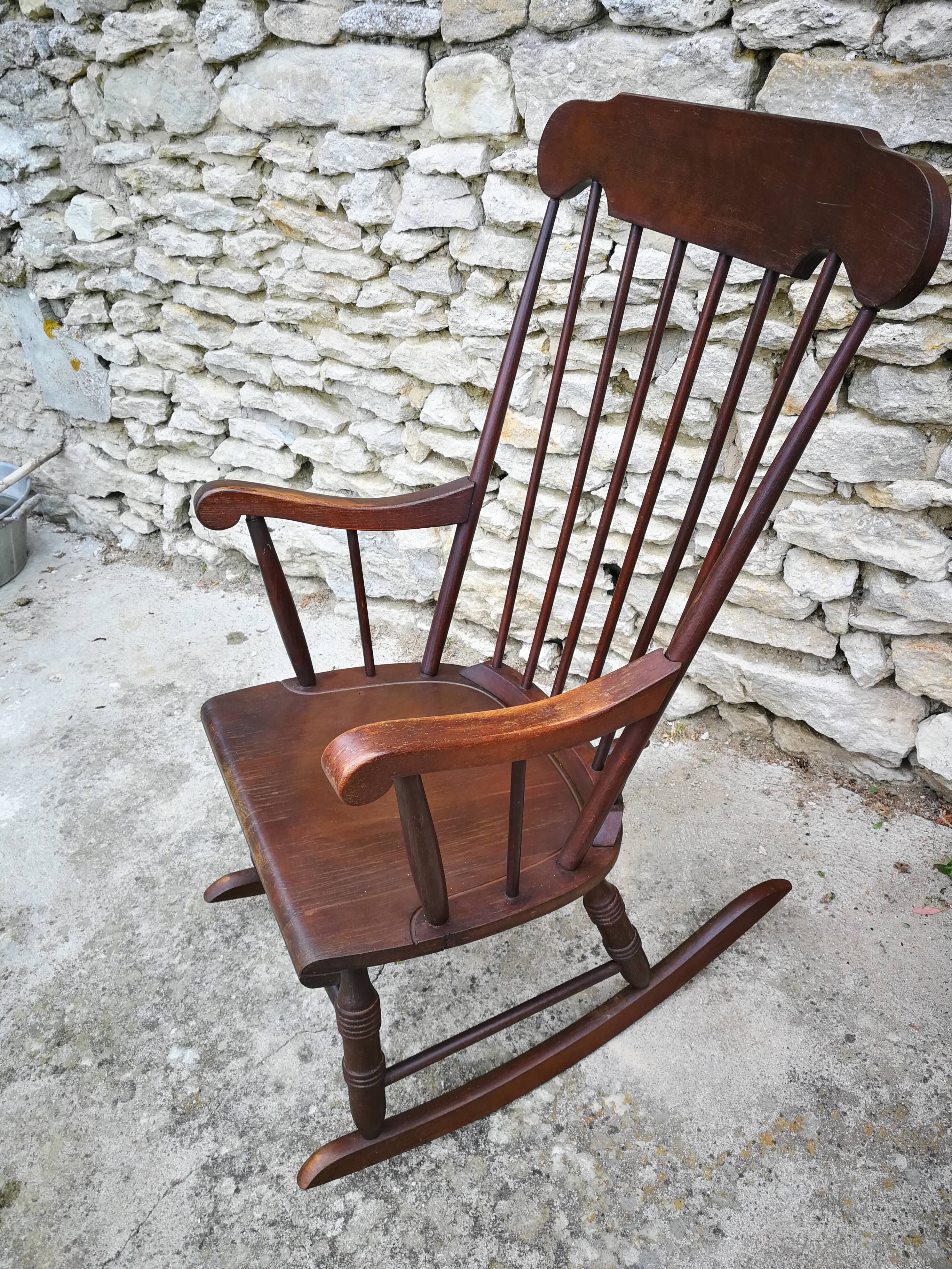 Rocking chair