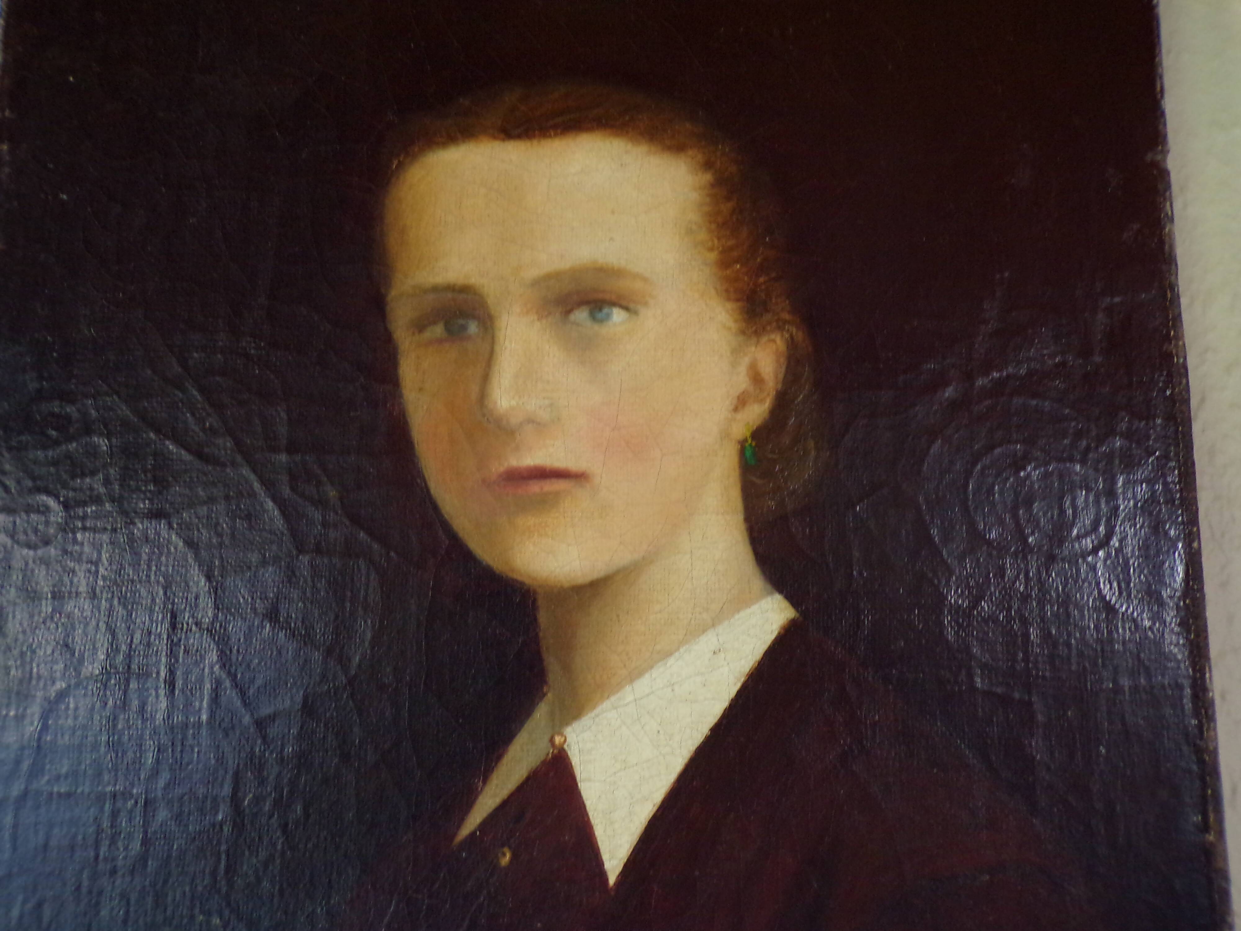 Young woman portrait, 1900