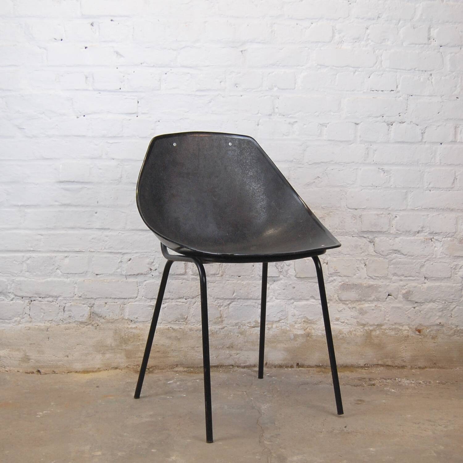 “Coquillage” chair by Pierre Guariche for Meurop 1960s