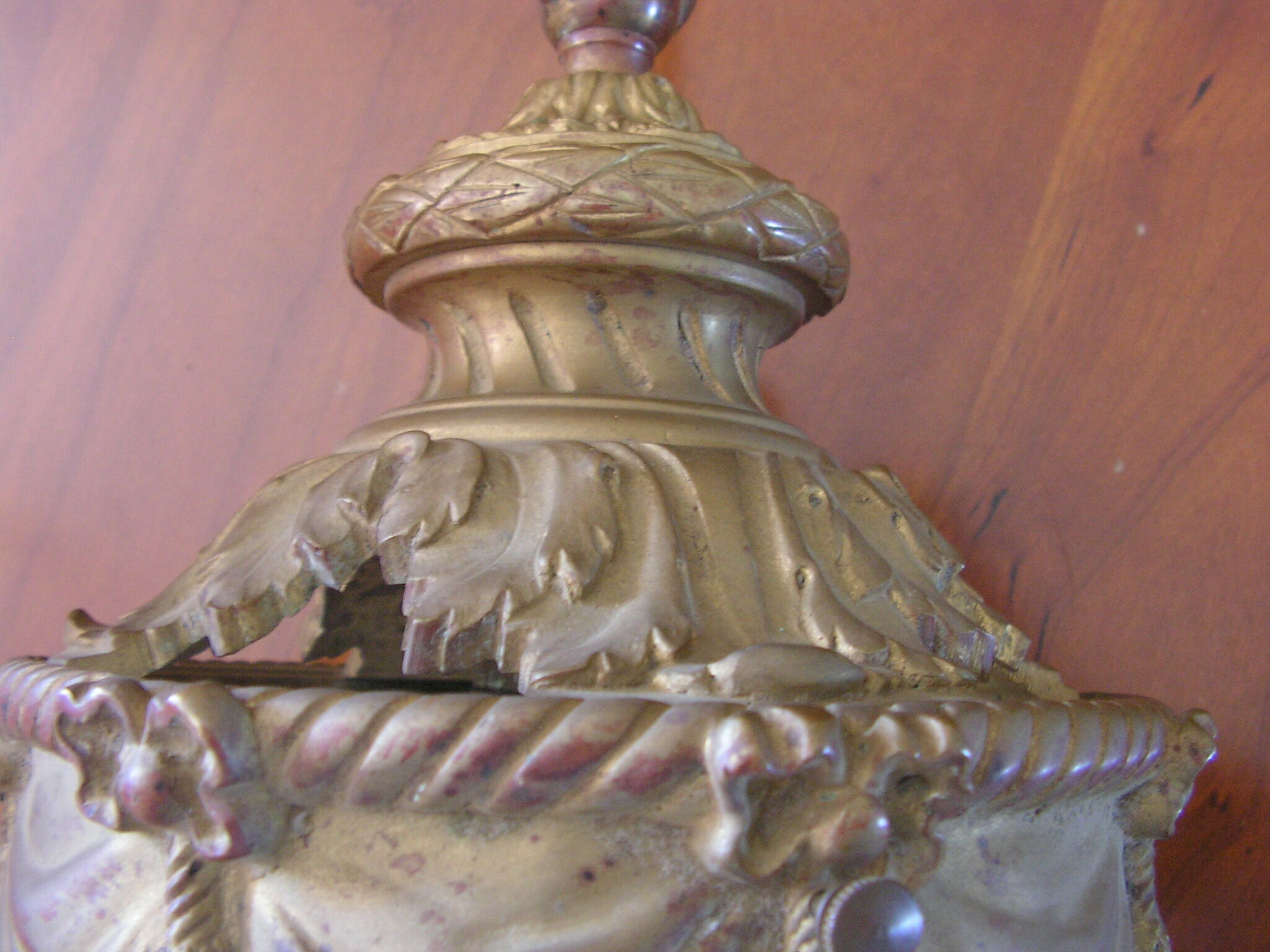 Bronze and glass hanging lamp