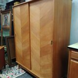 Wardrobe sliding doors