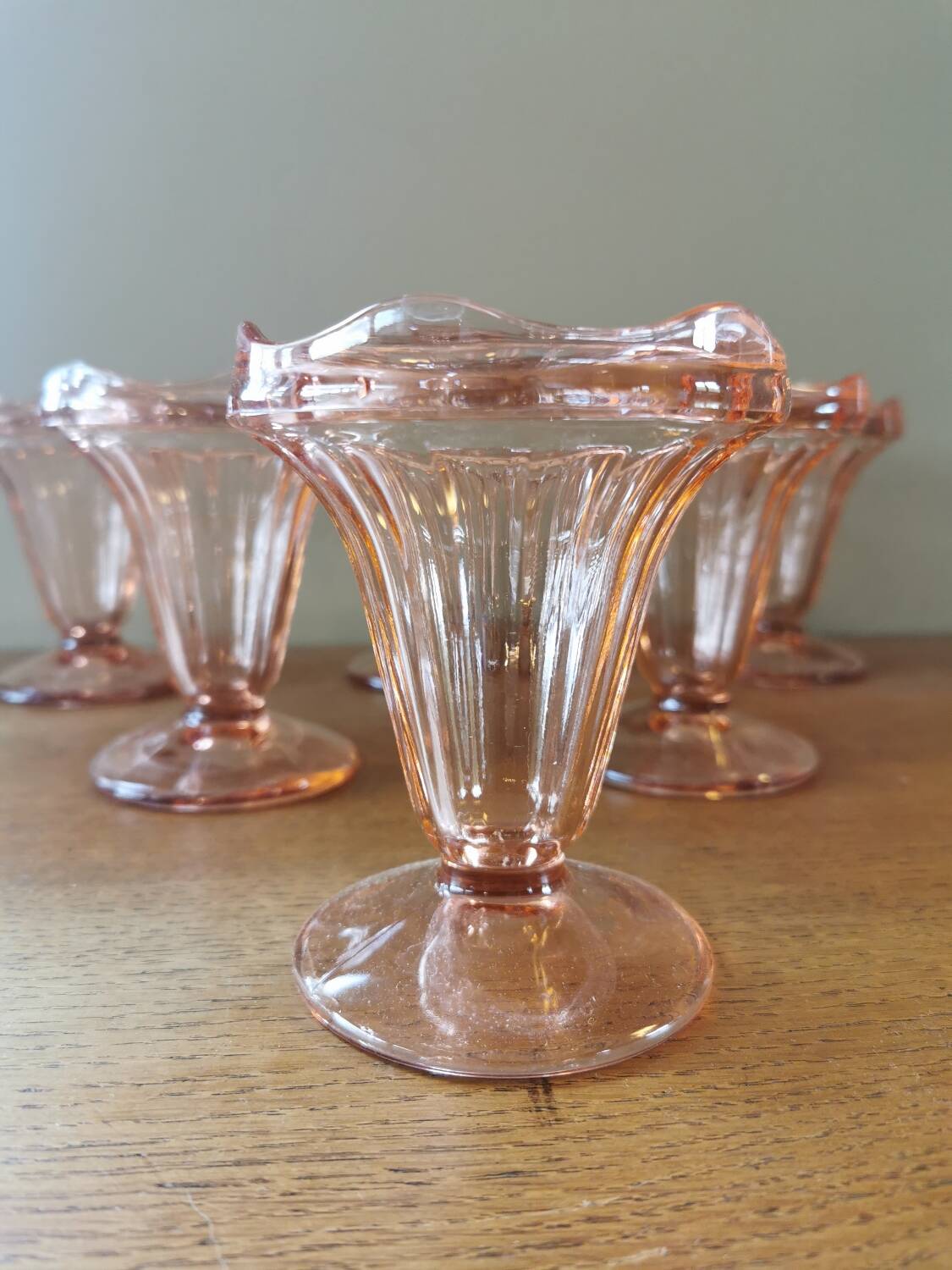Set of 6 vintage pink glass ice cream cups