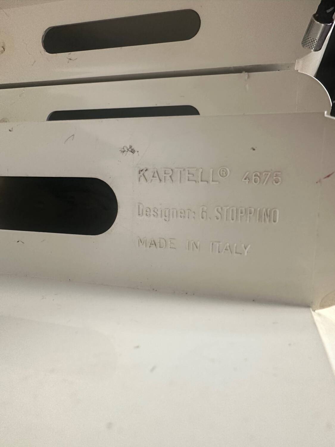 Kartell Guitton stoppino newspaper rack