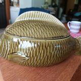 Sarreguemines fish soup tureen