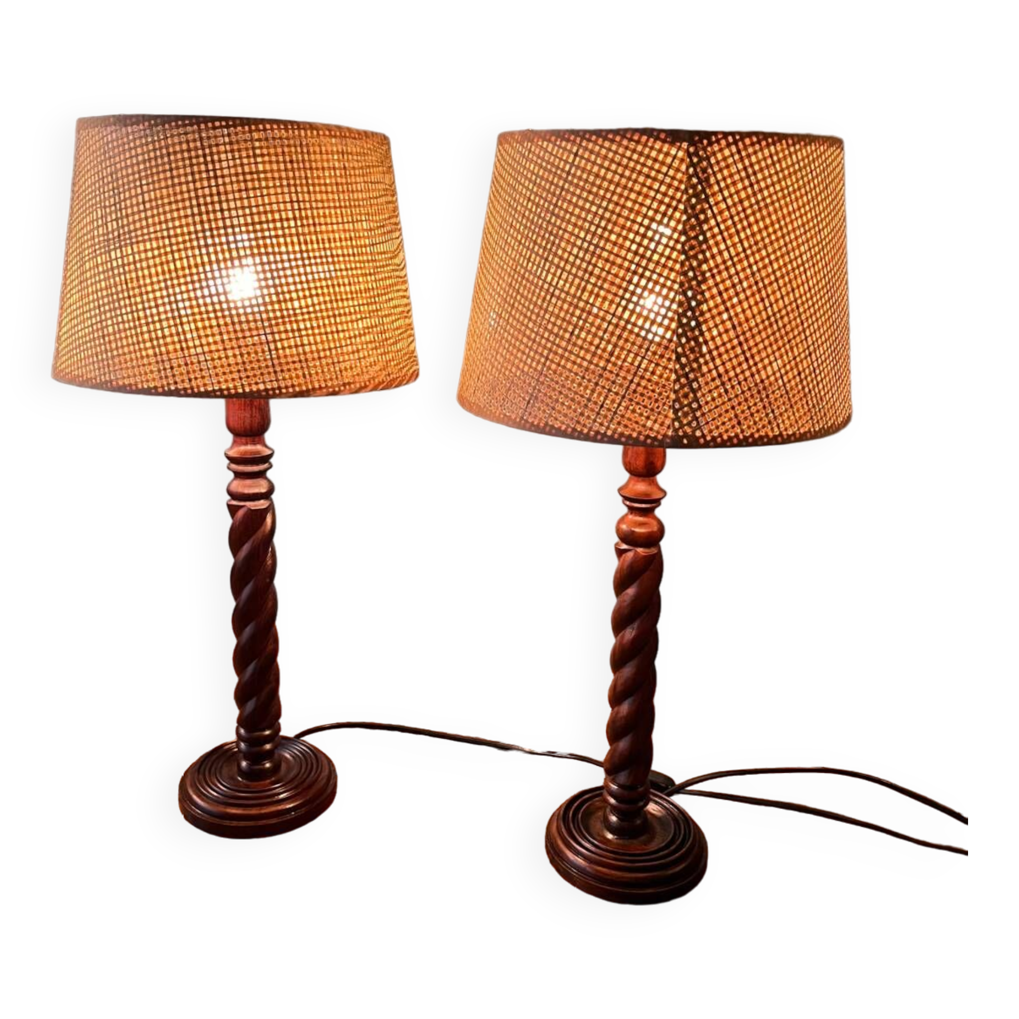 Pair of table lamps in turned wood, manual work