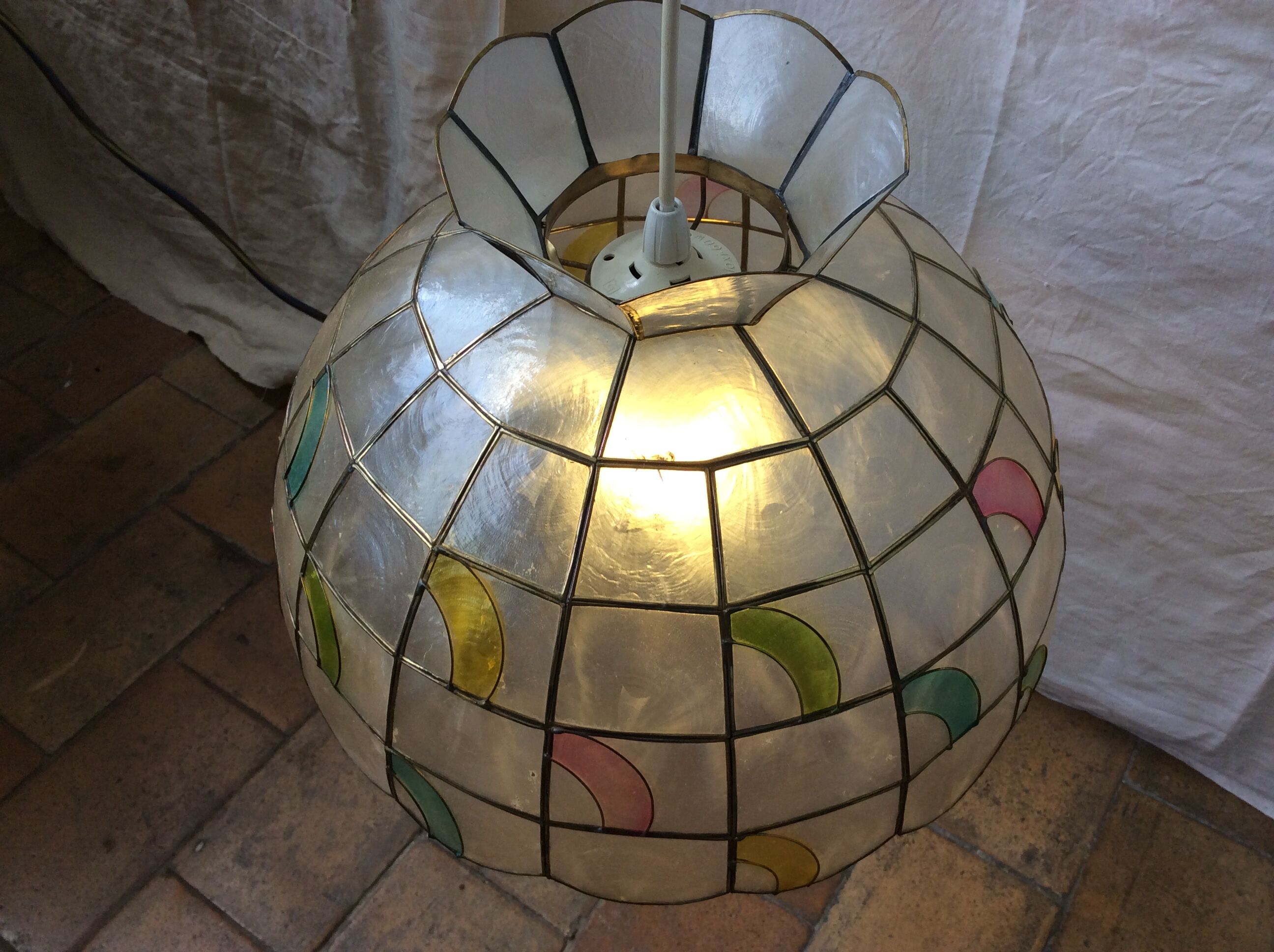 Suspension en nacre vintage