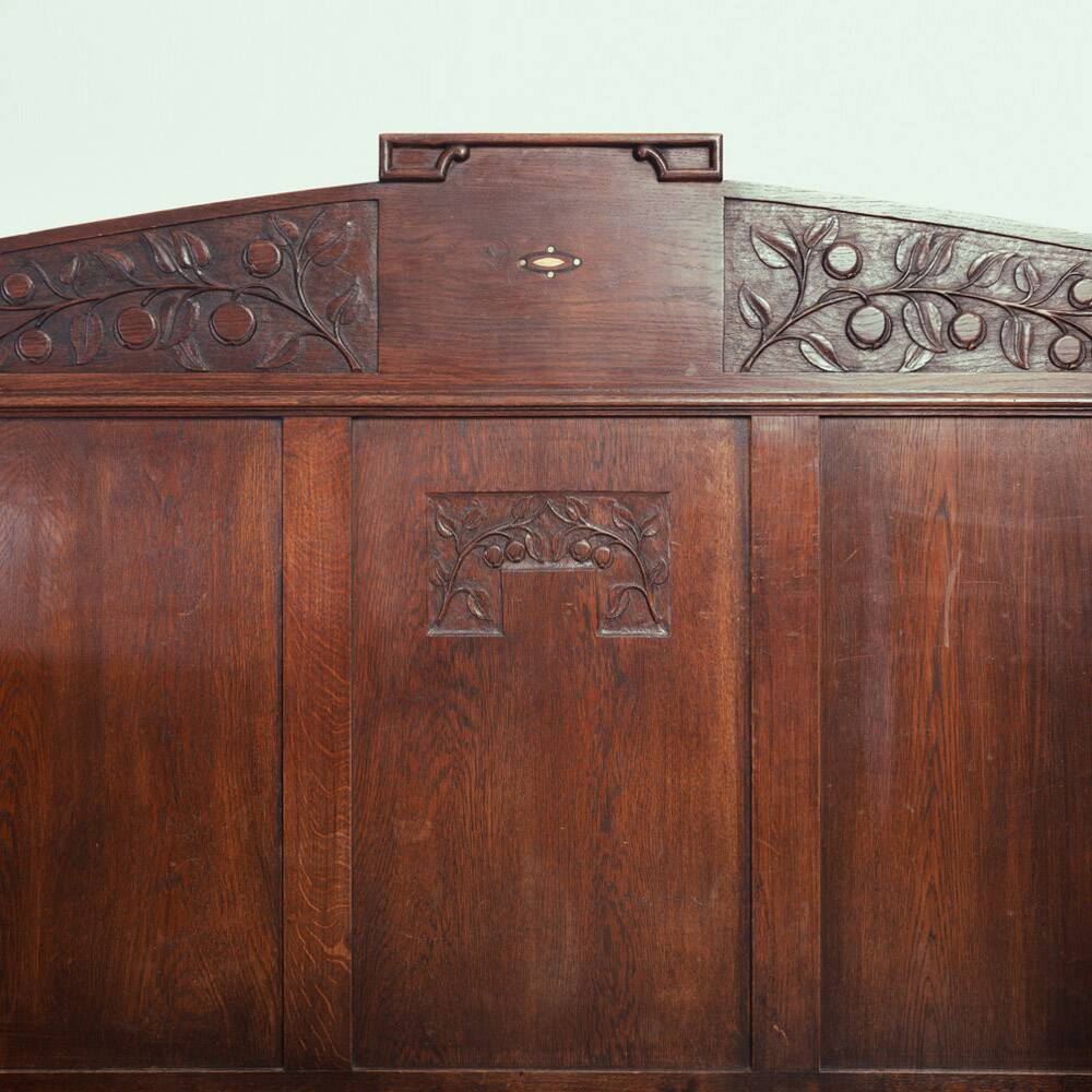 Arts crafts oak bench with storage