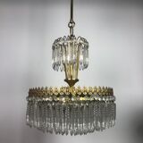 Lustre couronne en laiton doré et papilles en cristal 3 feux 1970