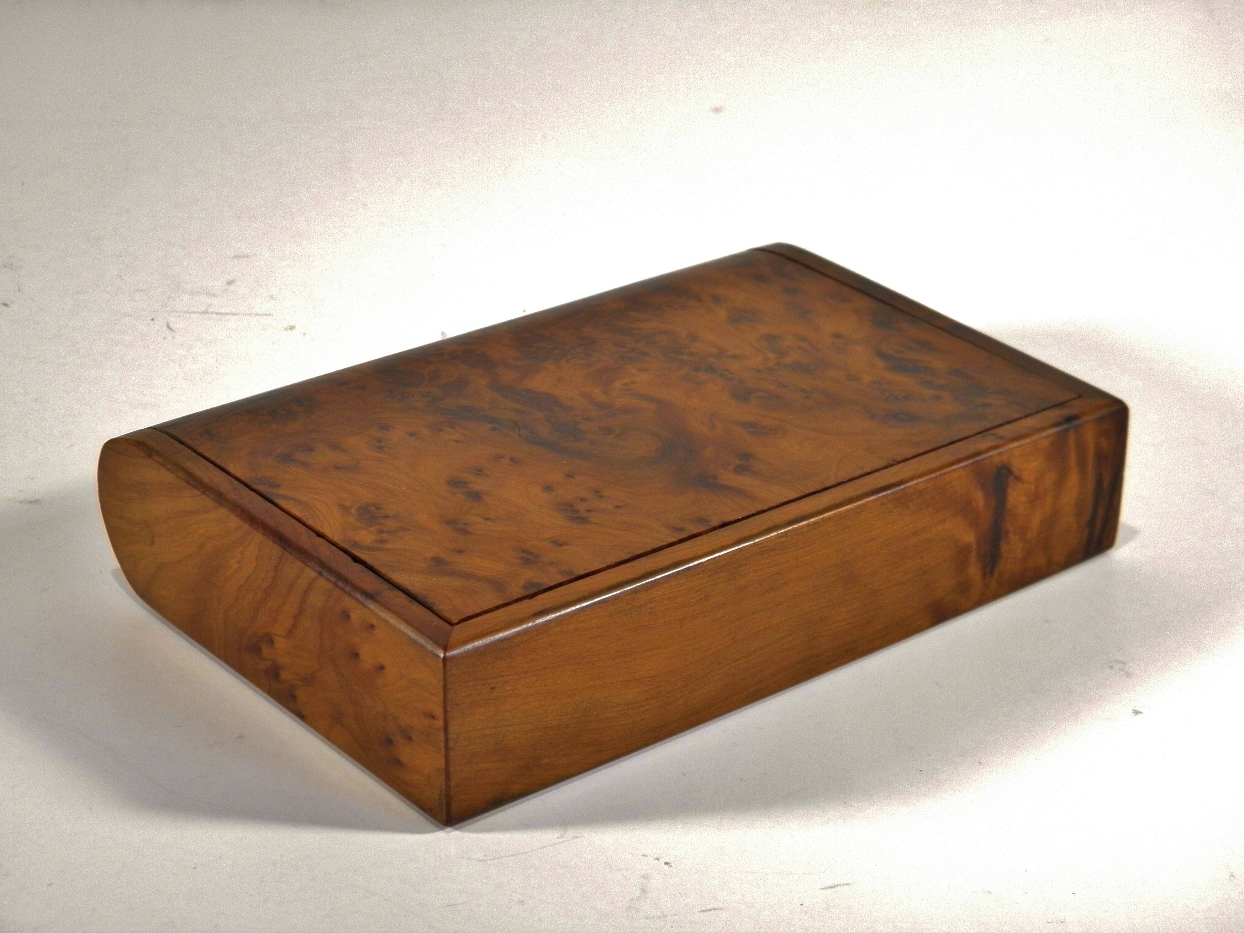Cigarette box in thuya burl