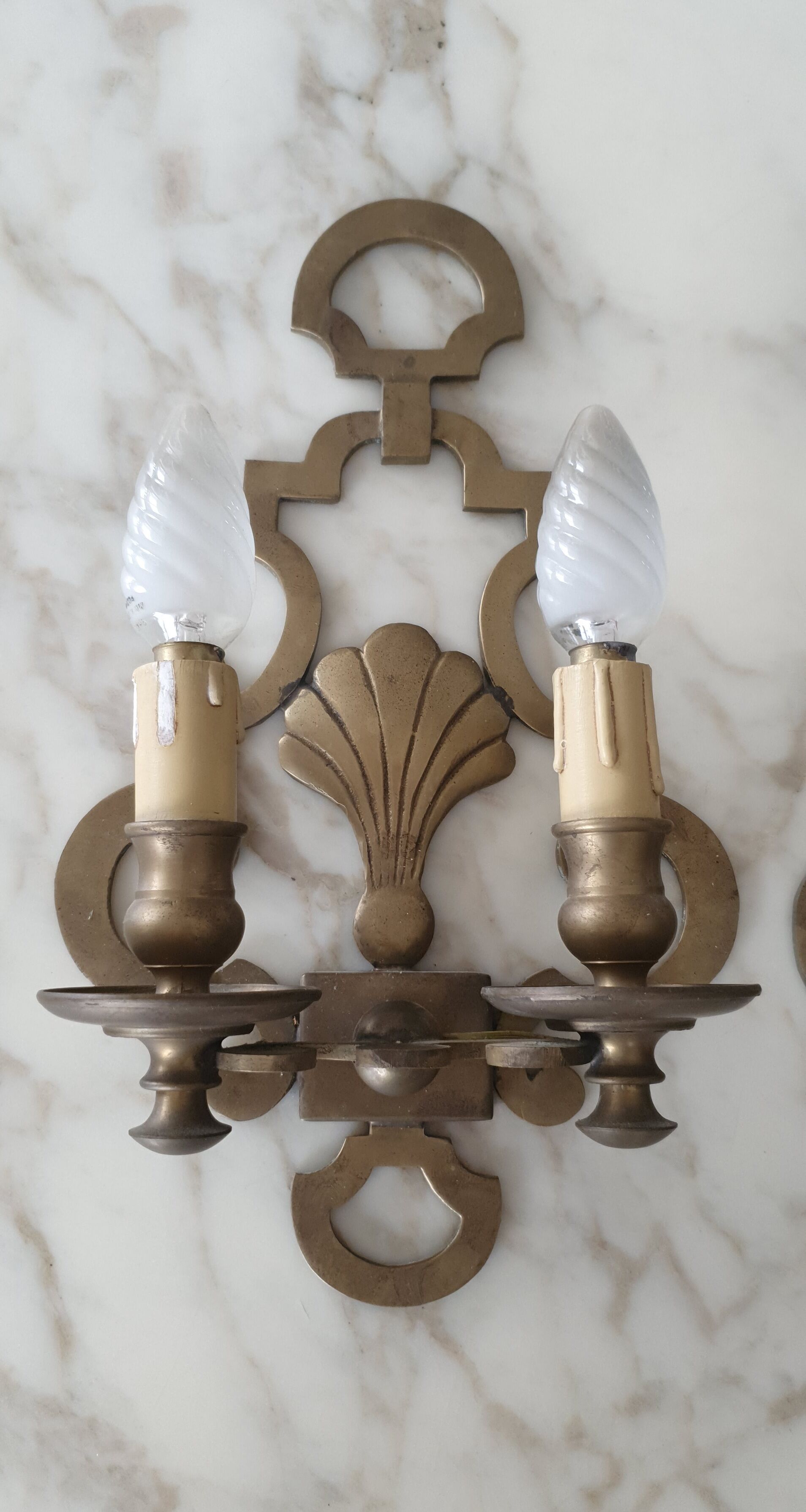 Paire d'appliques anciennes