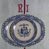 Johnson Brothers “Hearts & Flowers” - Large oval dish and 2 dinner plates ø 22 cm.