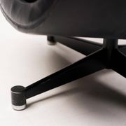 Black leather chaise longue by Olli Mannermaa for Finnart Ab, Finland, 1970