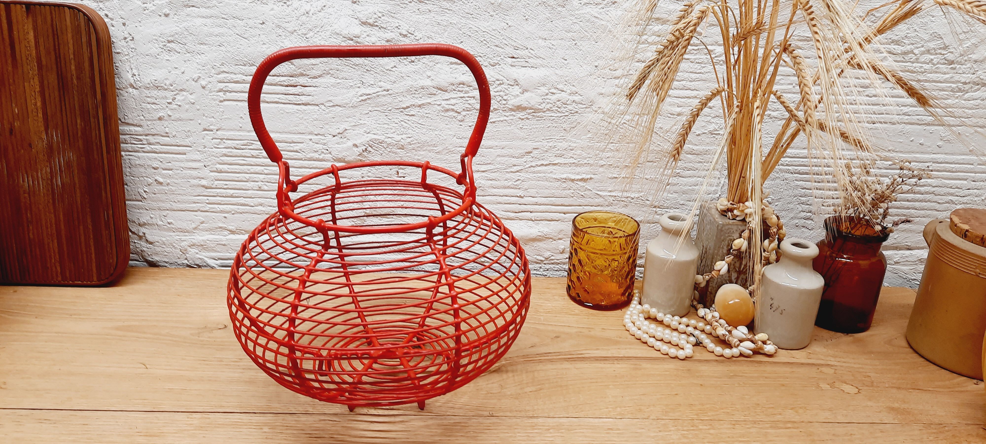 Vintage egg basket