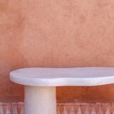 Table basse forme organique en Tadelakt