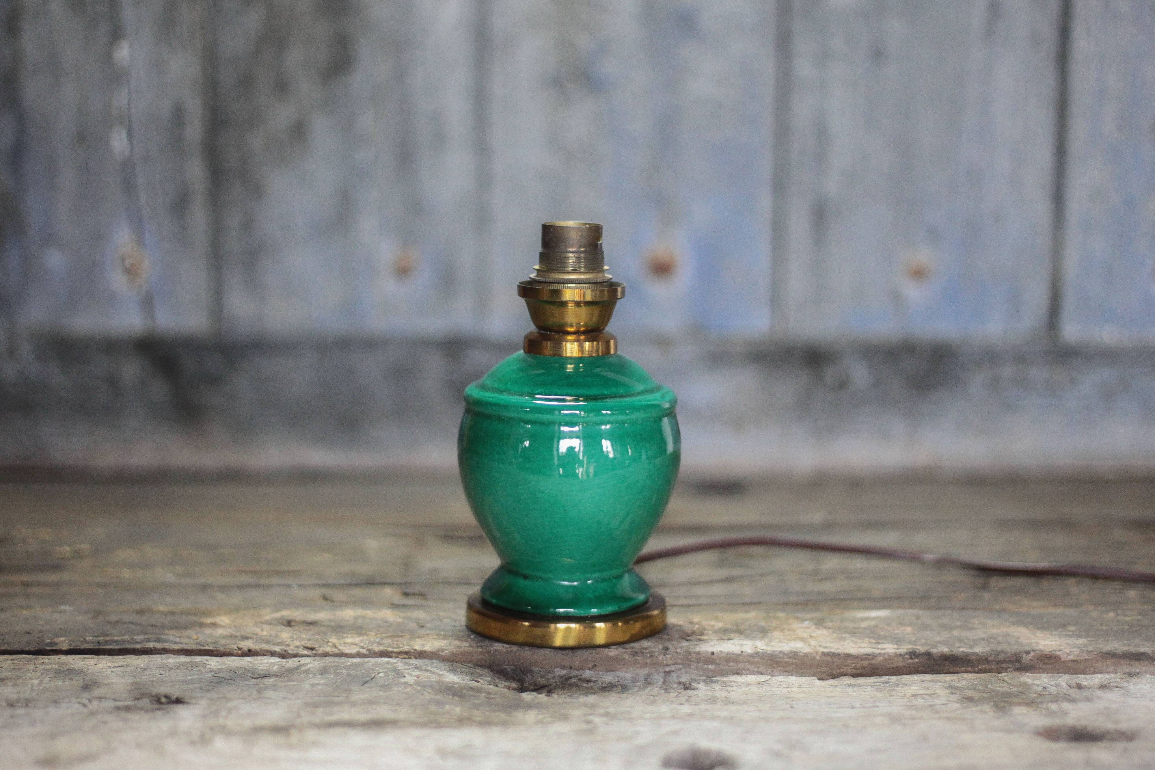 Vintage ceramic lamp, green Art Deco lamp, table lamp, freestanding lamp.