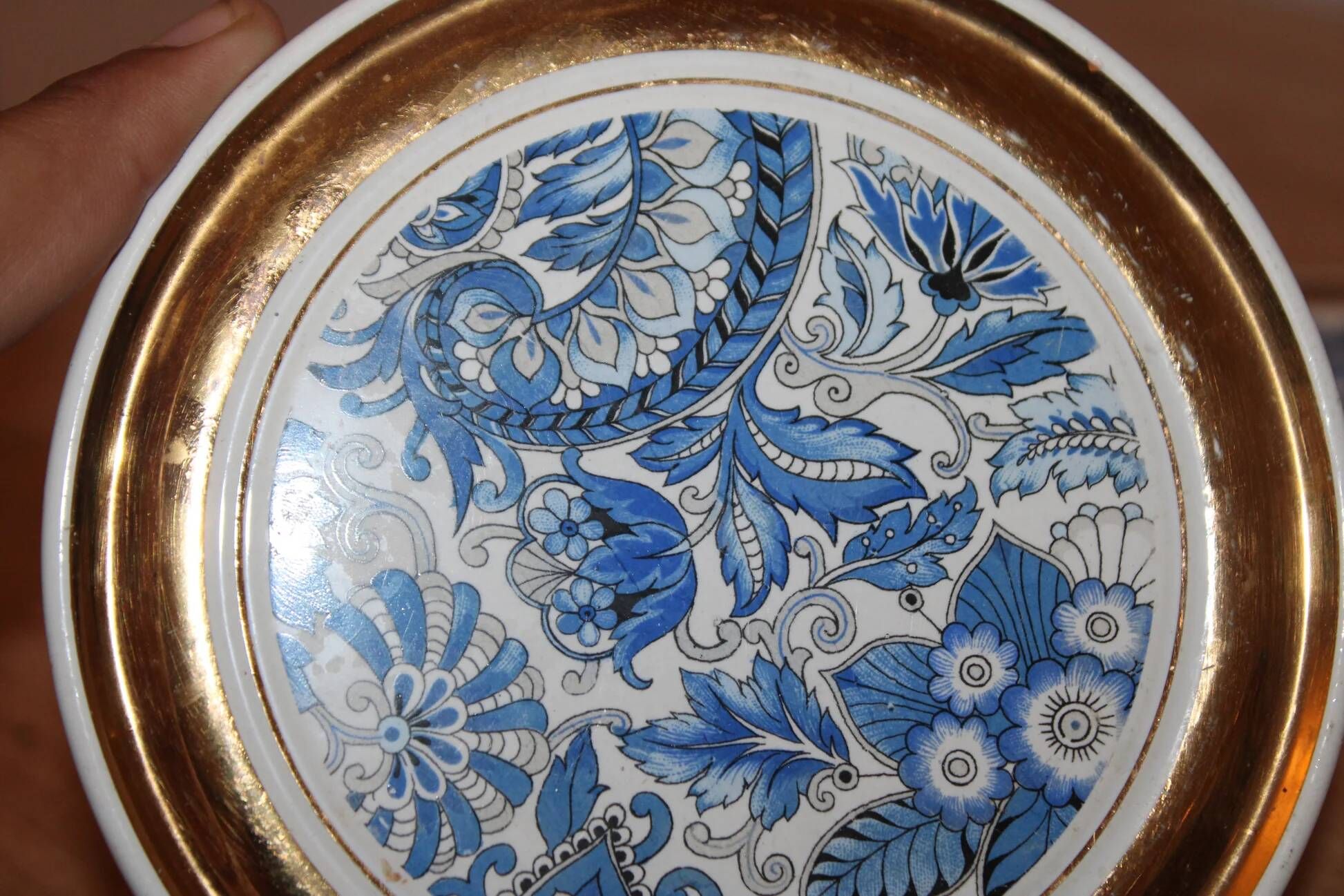 Set of 2 vintage ceramic coasters – Blue floral design and gilding – Made in France
