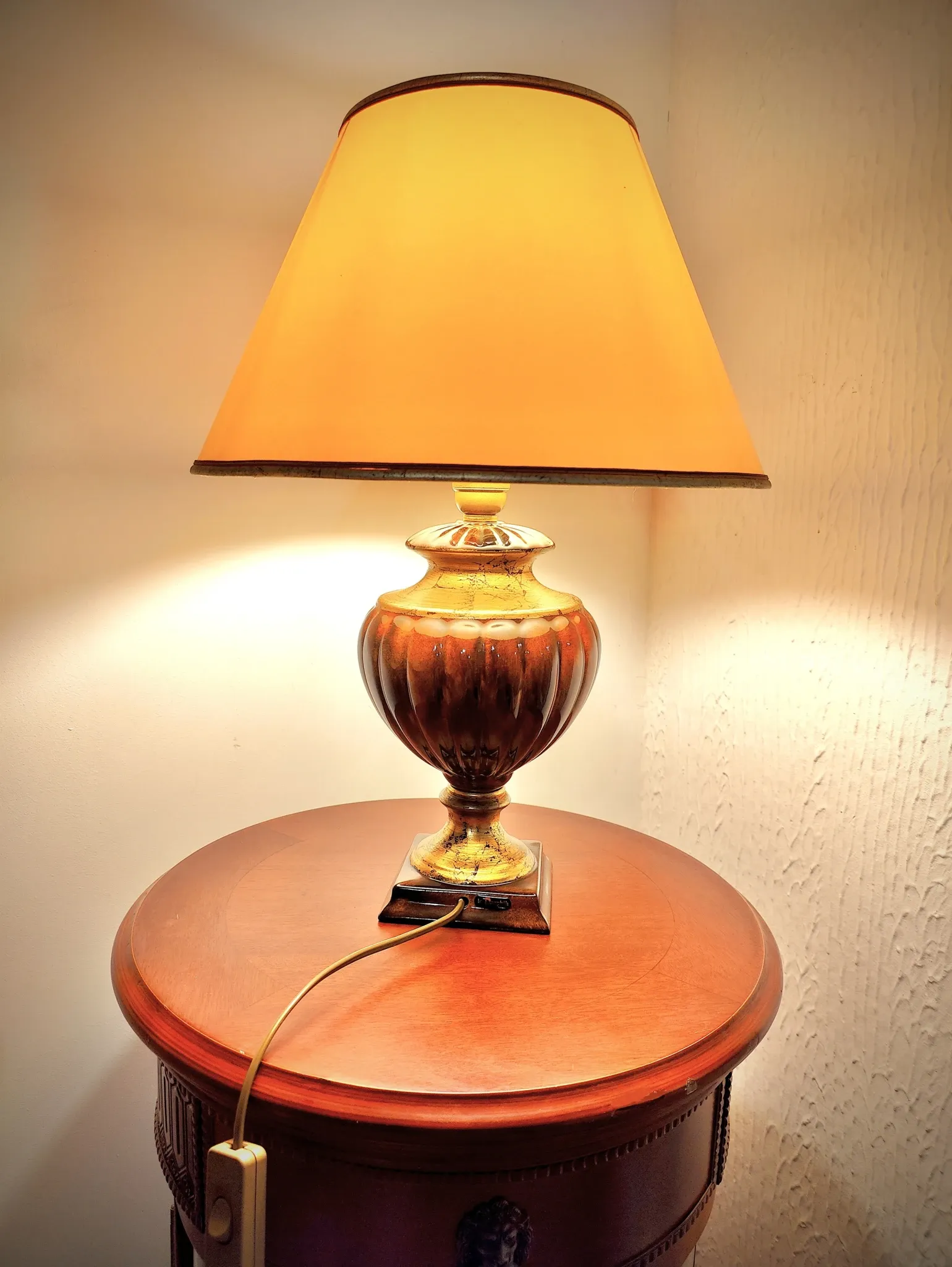 VINTAGE CERAMIC LAMP THE DOLPHIN