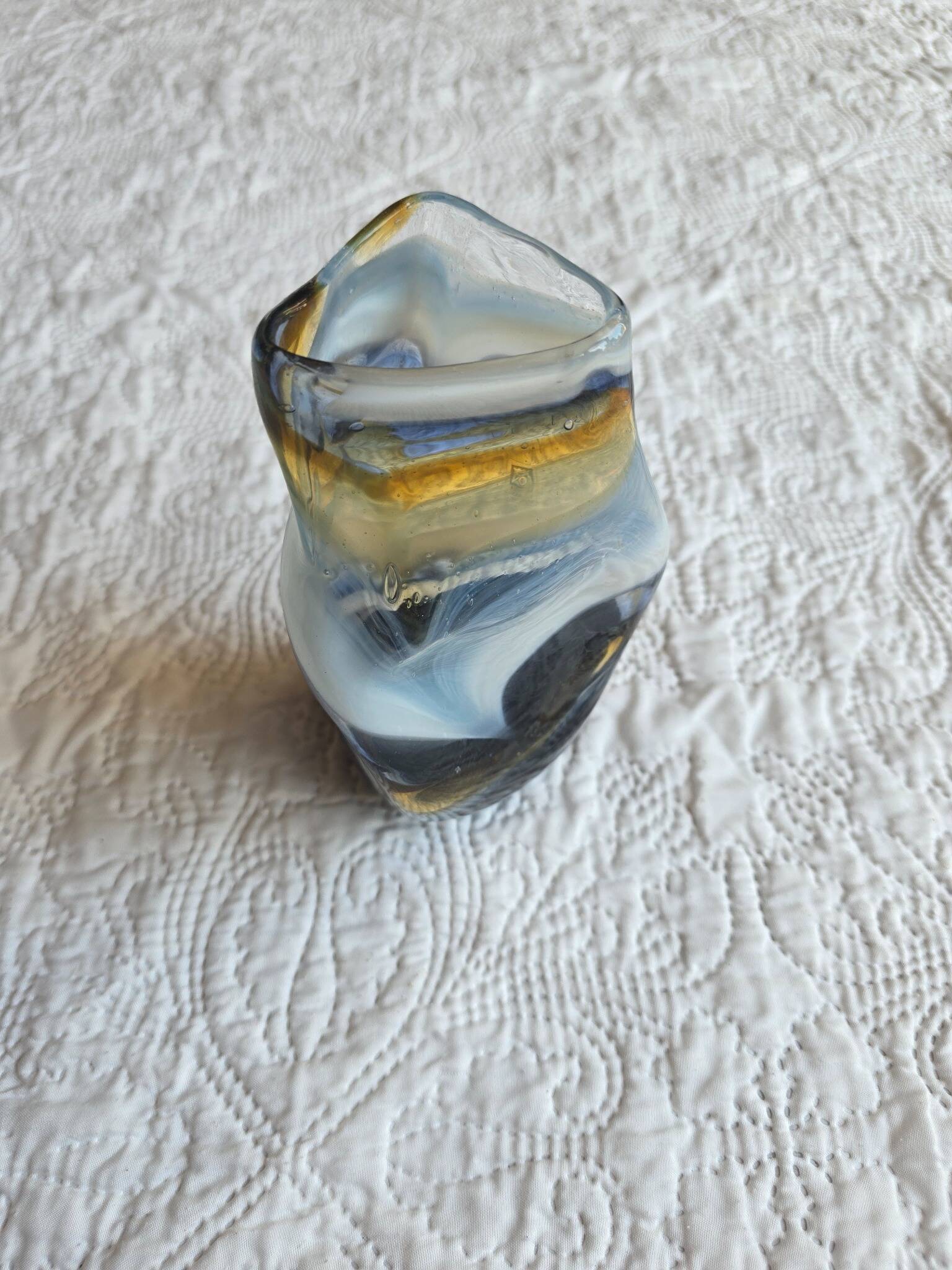 Vase soliflore en verre soufflé Mdina Glass Malta signé 2013
