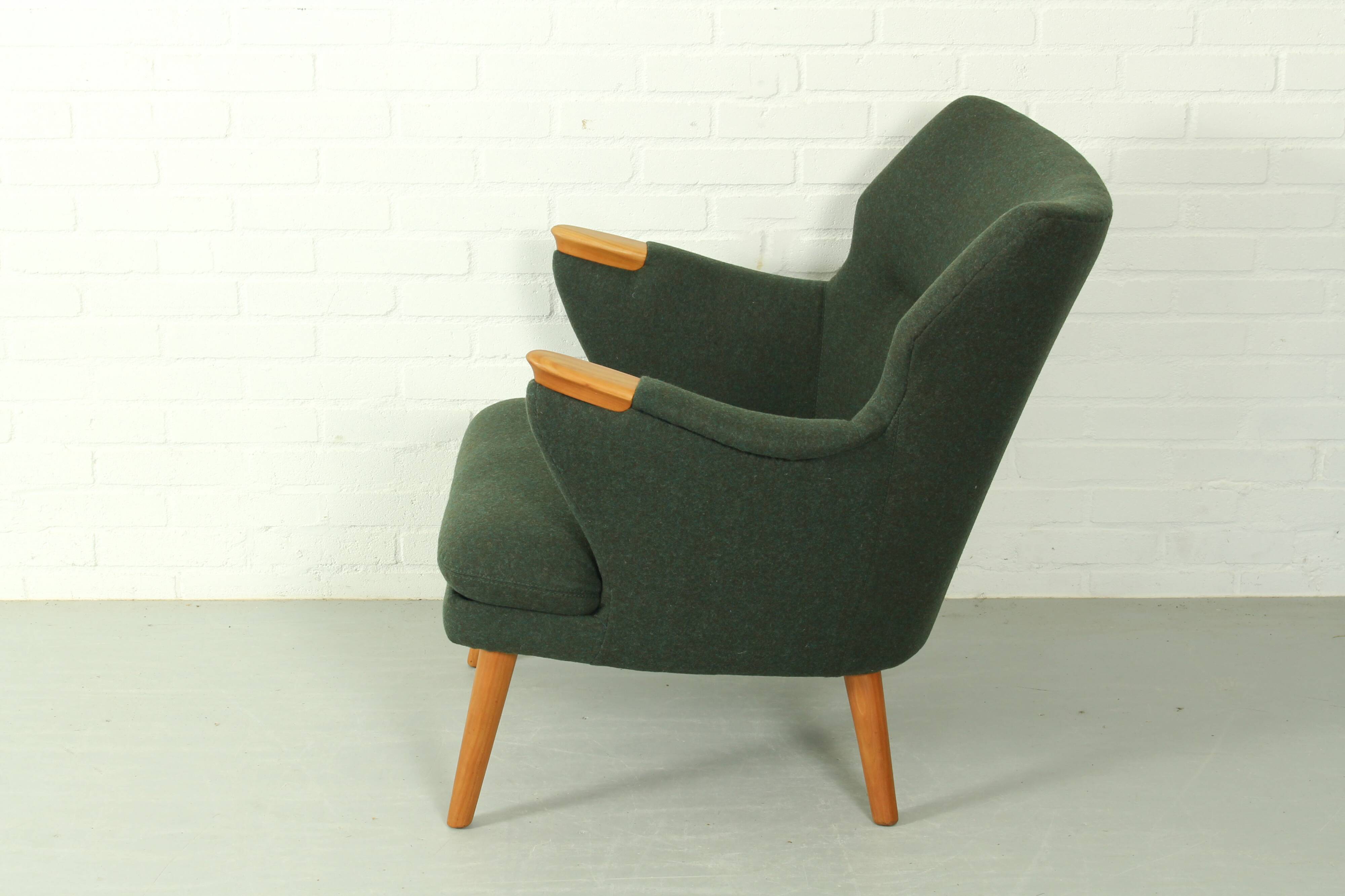 Kurt Olsen lounge chair No 221, Slagelse Møbelvaerk, 1960s