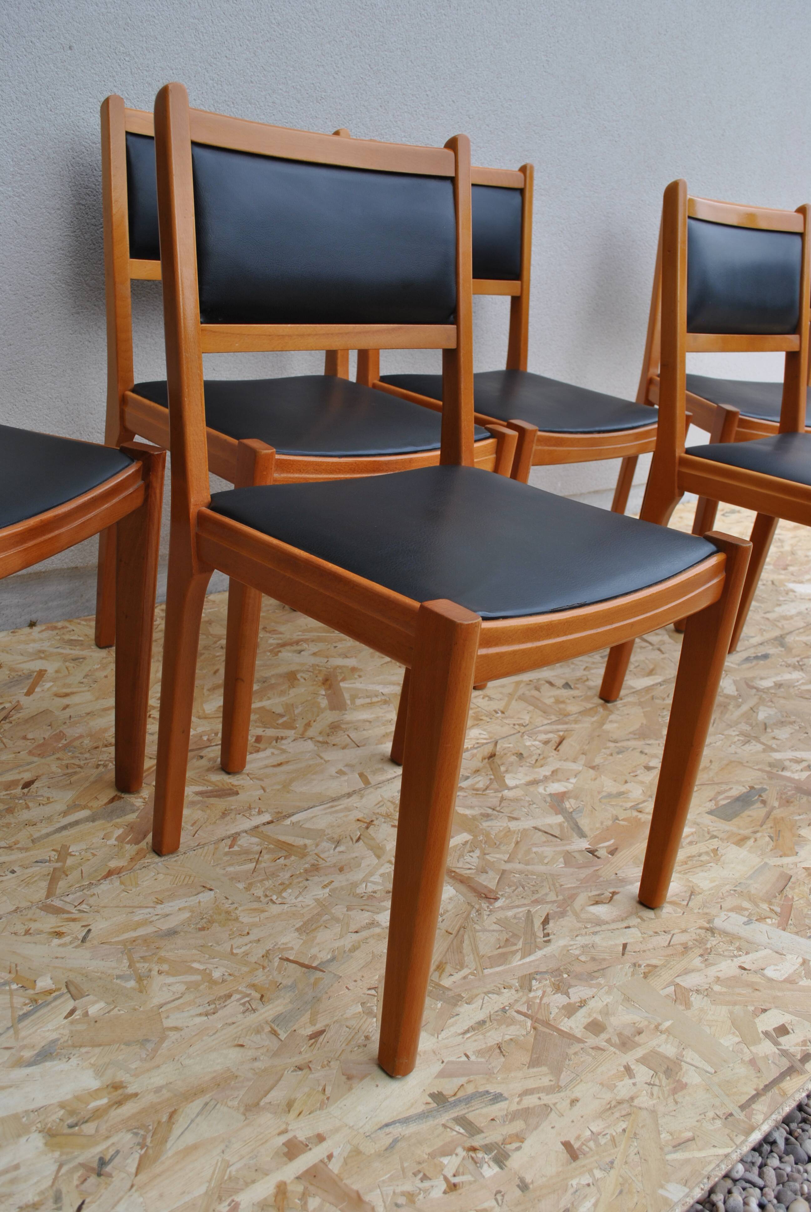 Lot of 6 vintage chairs