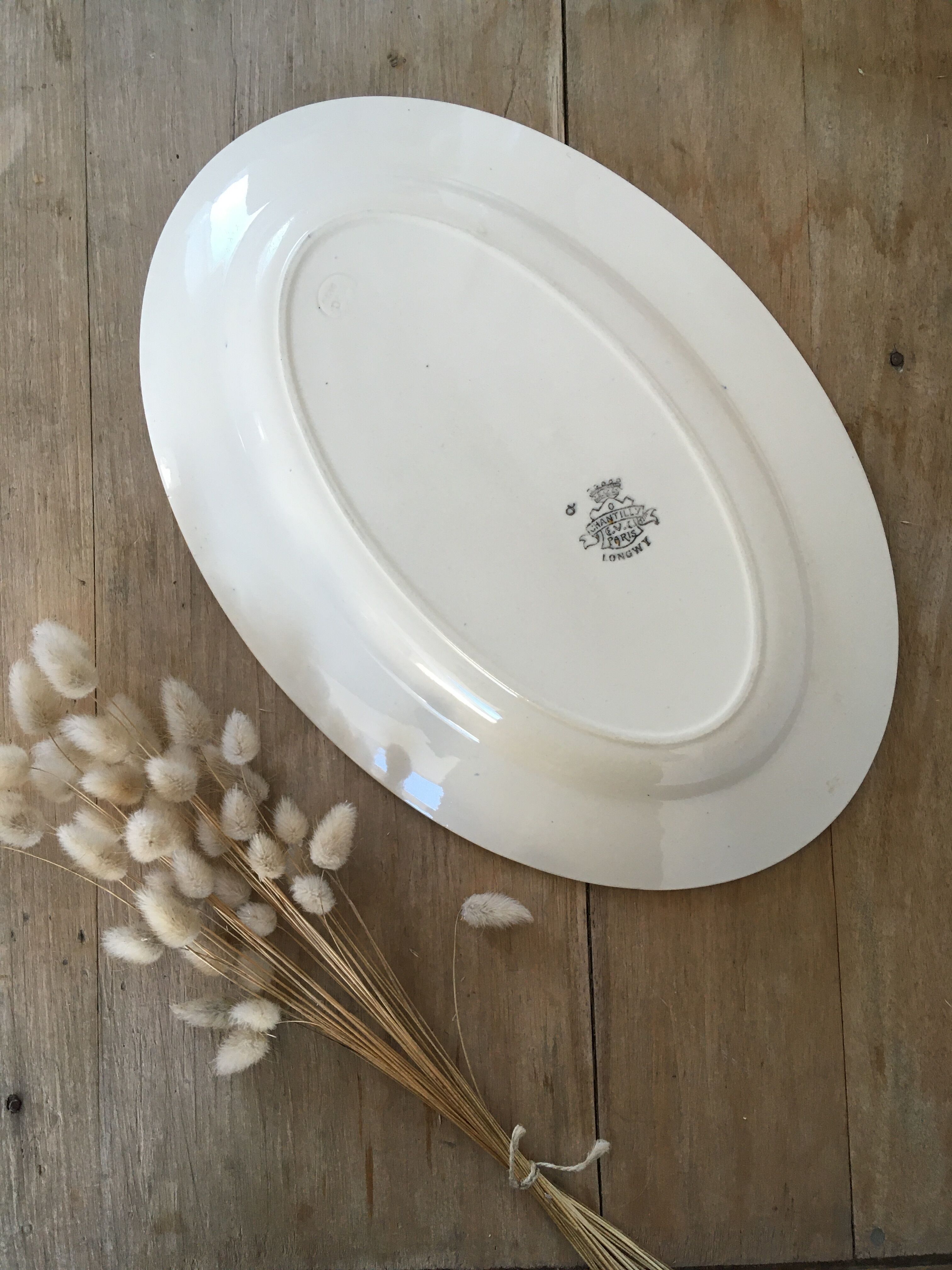 Oval dish chantilly model