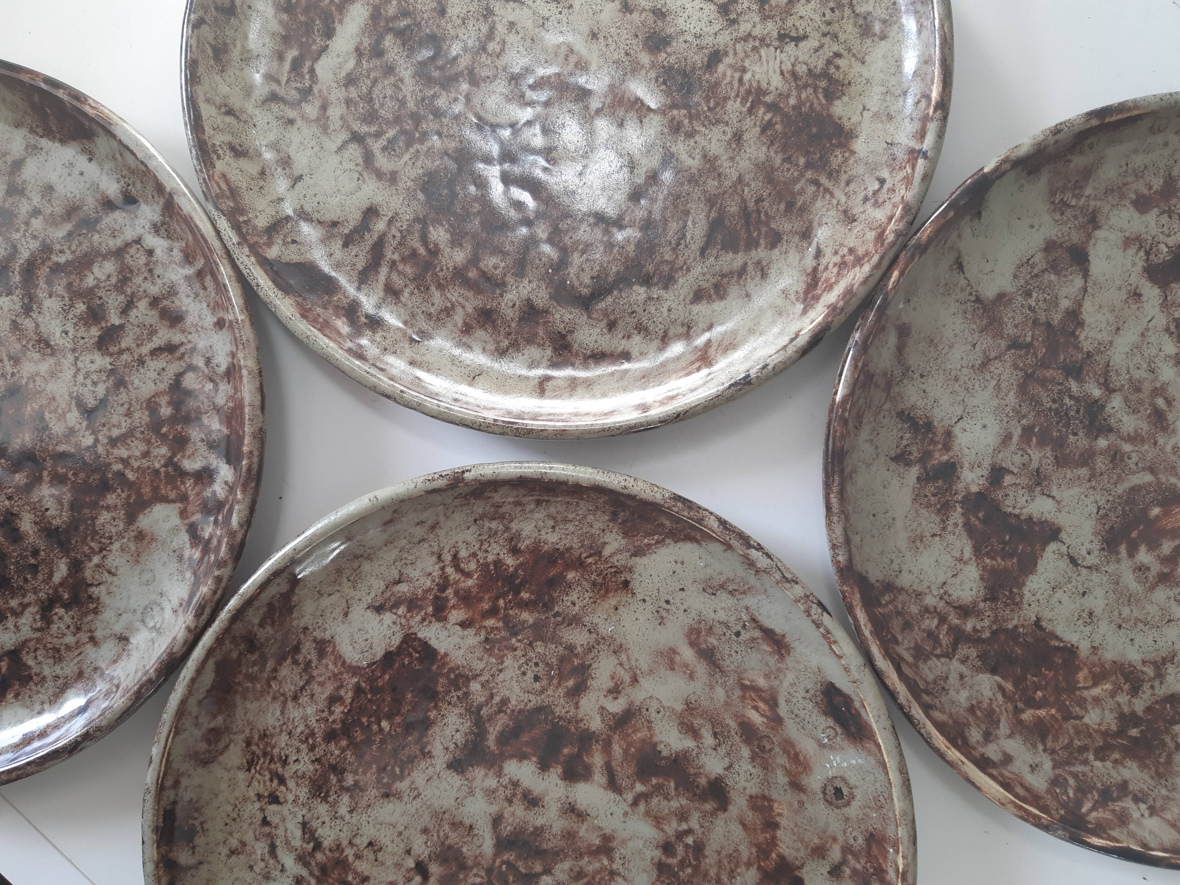 Set of 4 large plates