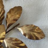 Design wall lamp in gold metal