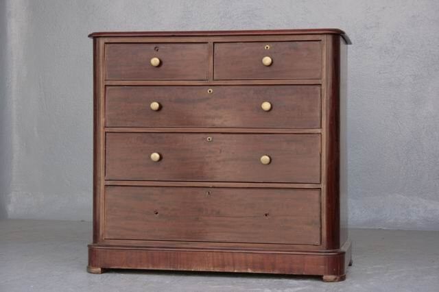 Navy time Dresser 1900 mahogany