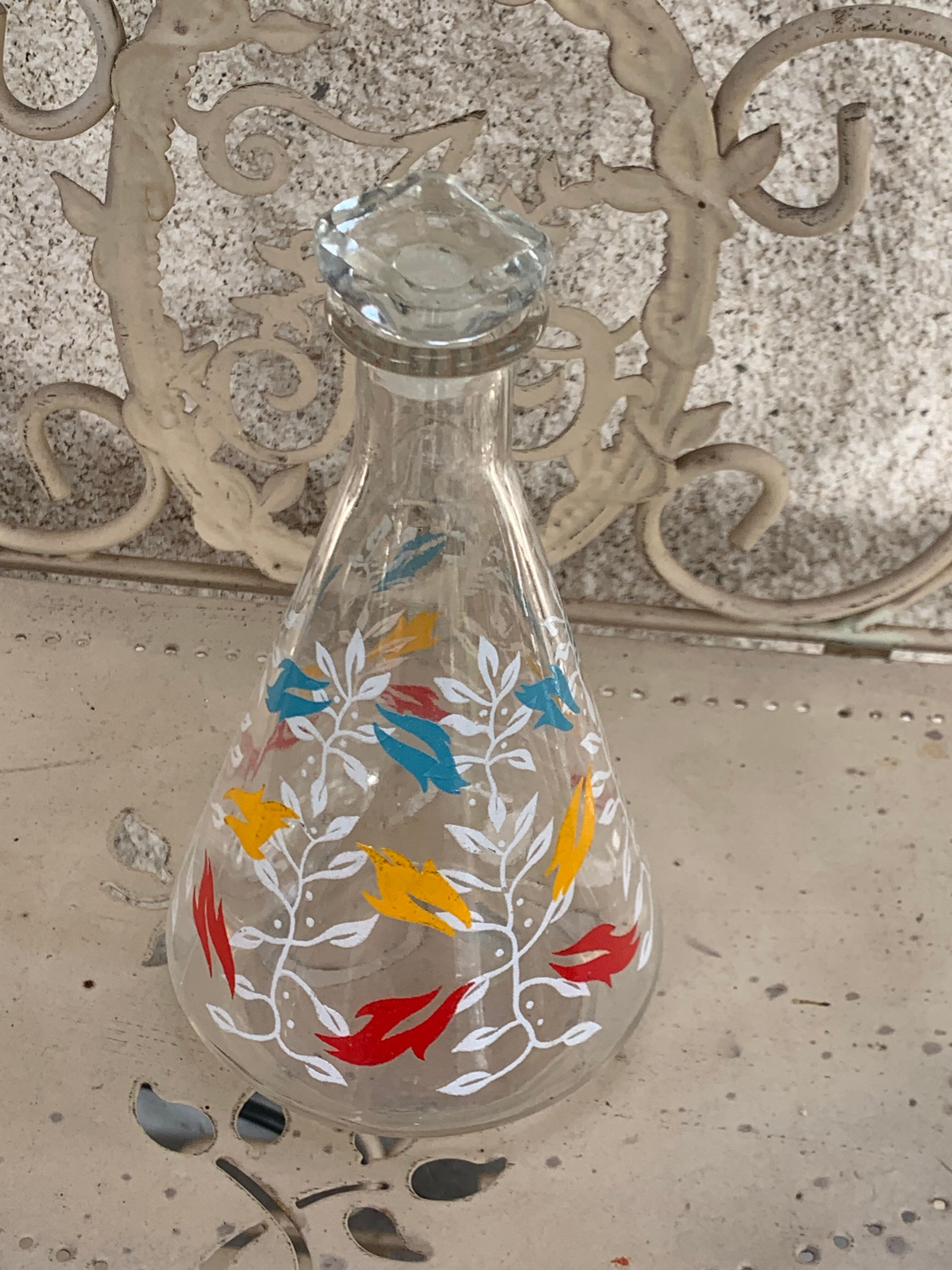 Carafe and 4 glasses with design and vintage patterns 1950/60