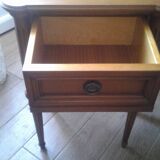 Anncian bedside table
