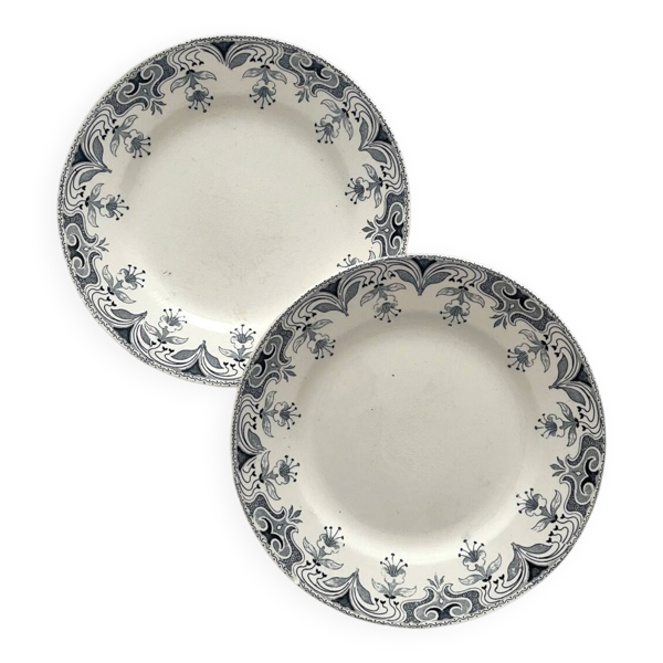 2 assiettes à dessert Art nouveau en terre de fer Bourgeois Grand Dépôt