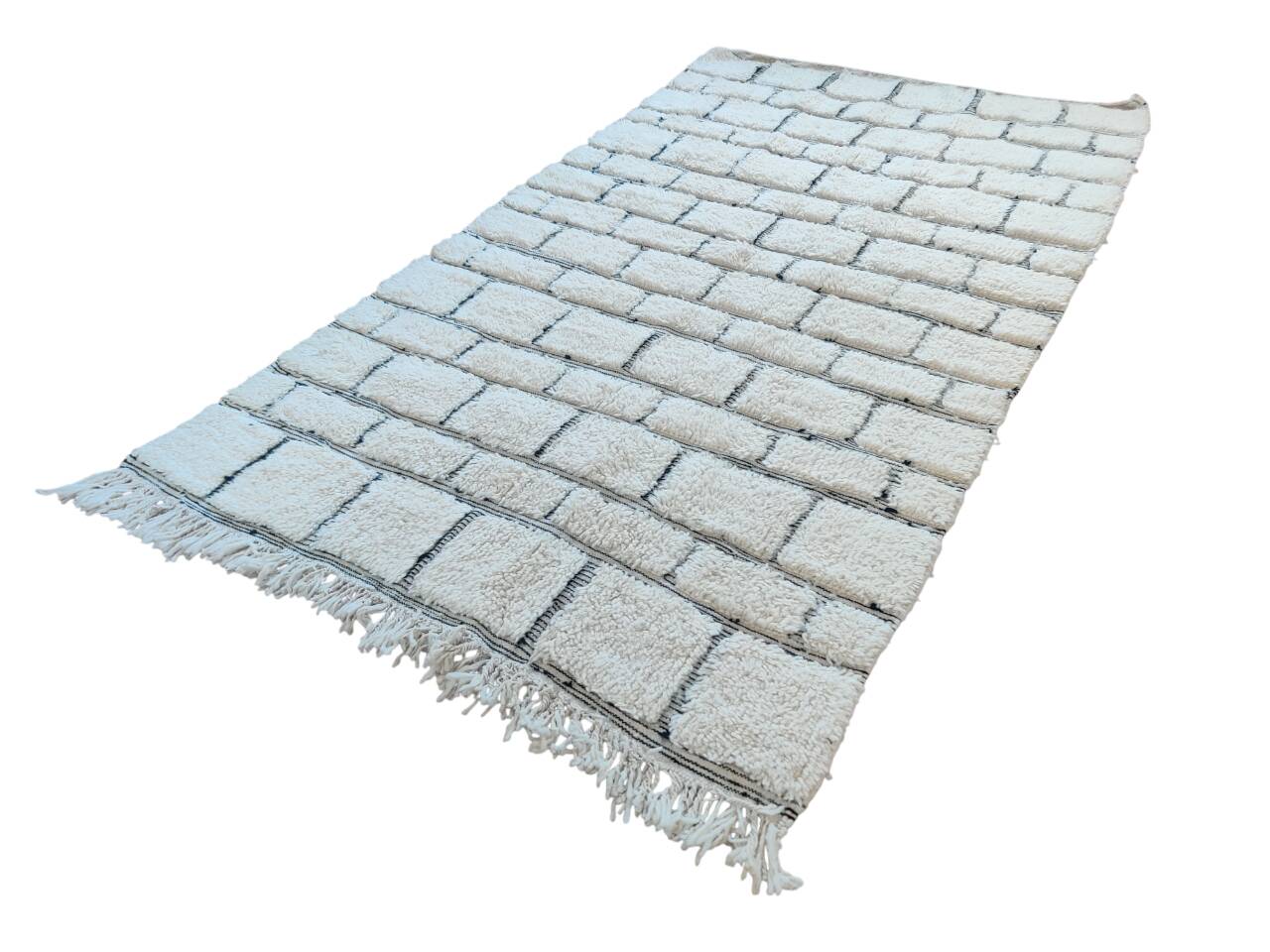 Graphic Berber rug in wool