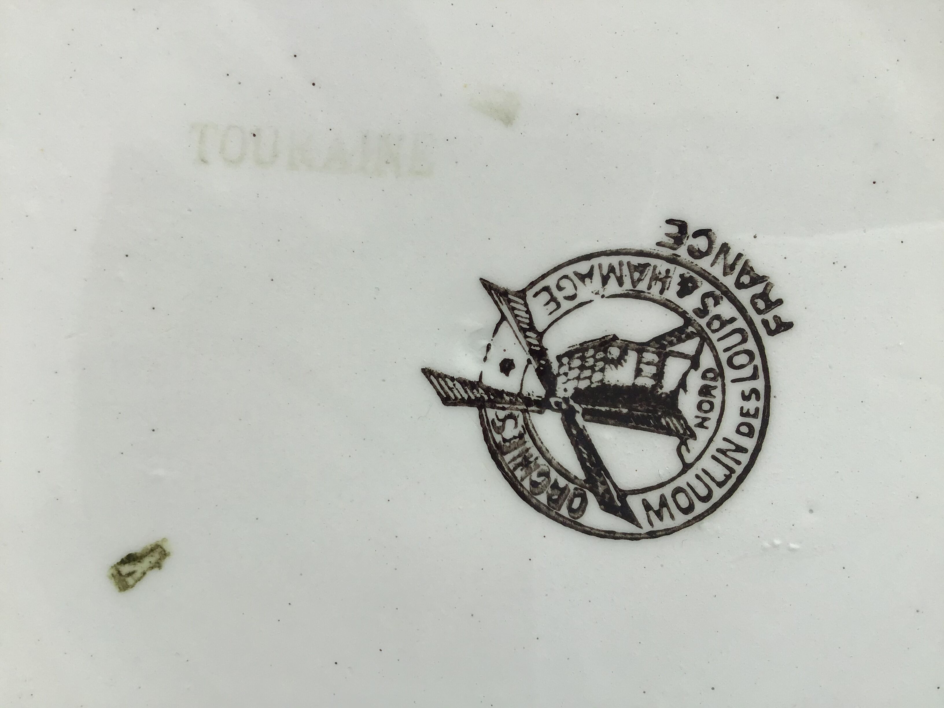 Hollow dish Terre de Fer Moulin des Loups Touraine