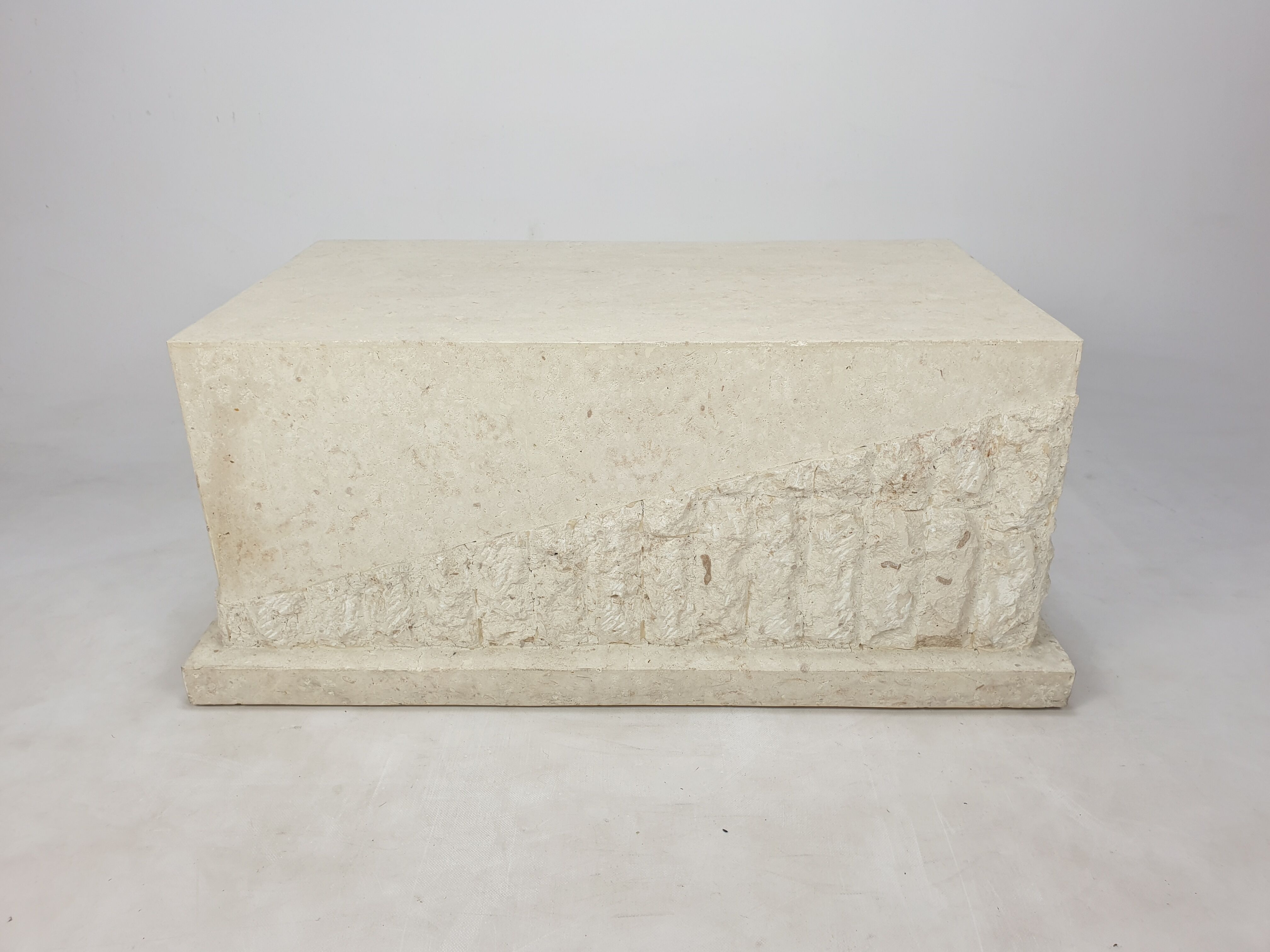 Magnussen Ponte Mactan Stone Coffee Table, 1980s