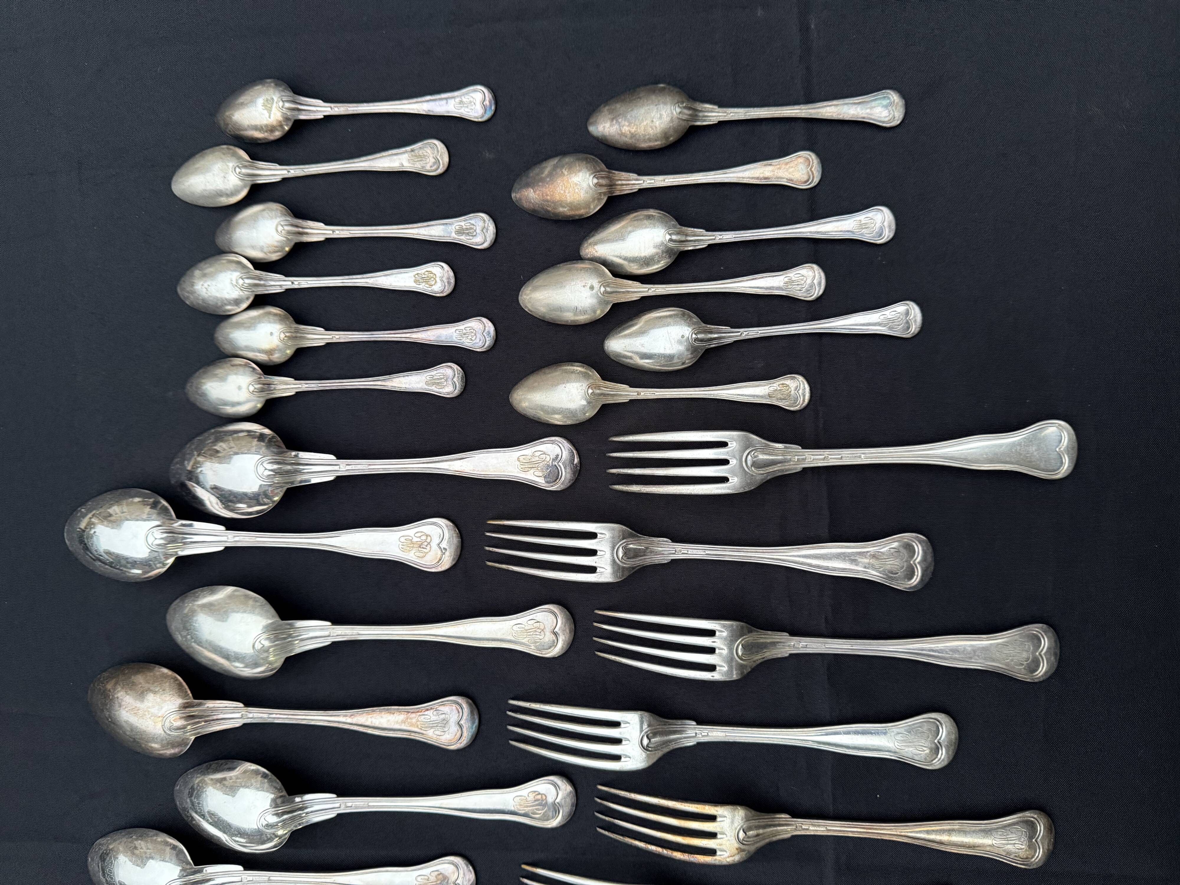 Christofle 37-piece cutlery set, Filet violon model