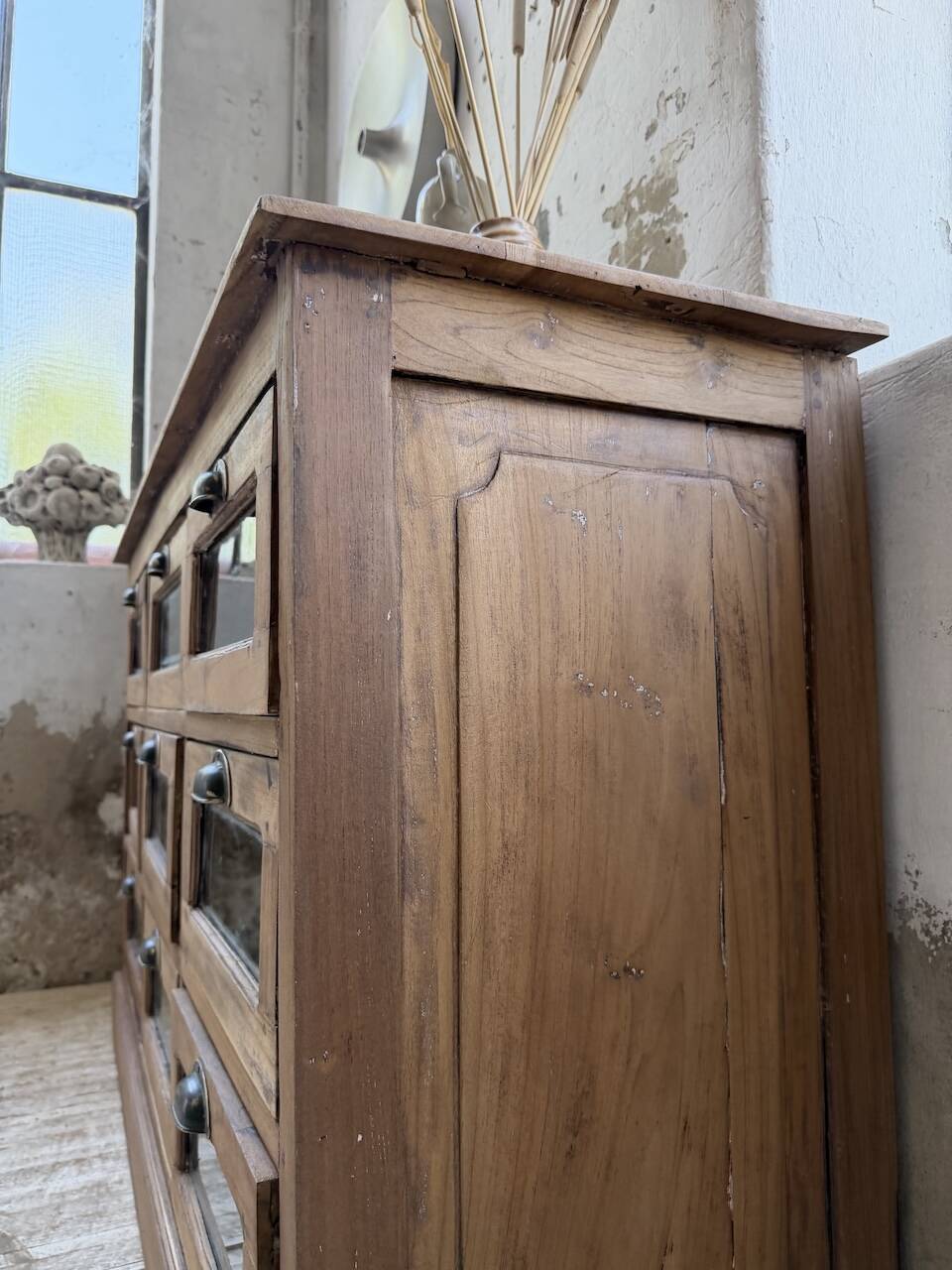Grainetier meuble de métier en noyer 1950