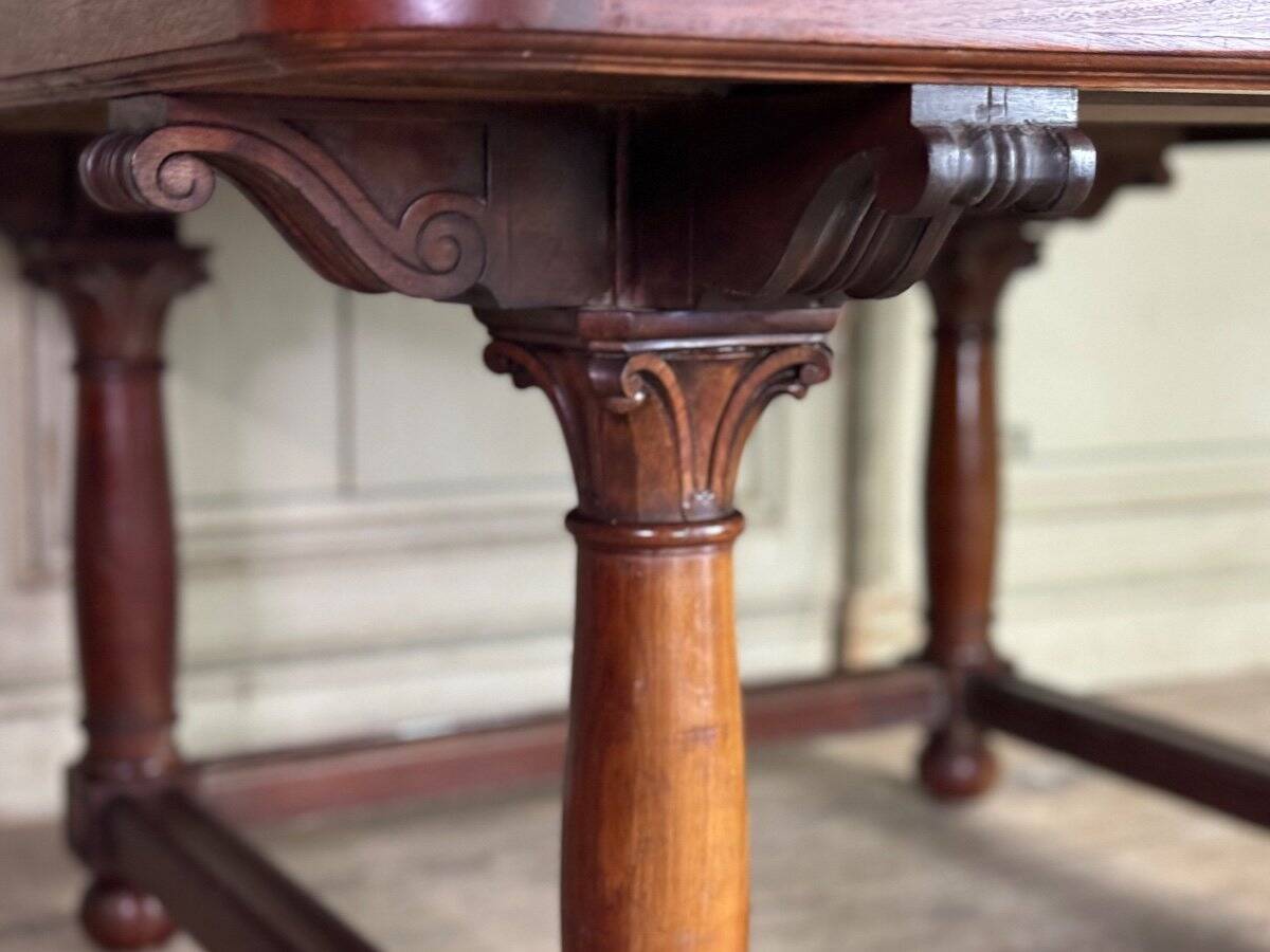 Paire de tables de bibliothèque en acajou, vers 1880