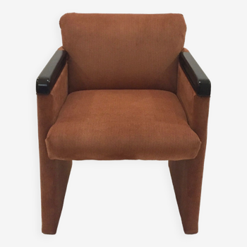 Terracotta velvet armchair