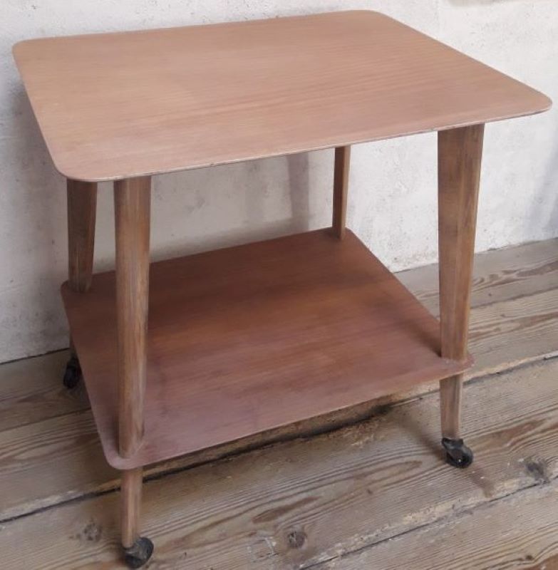 Table served legs compass with wheels 1950s