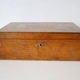 Wooden box pension's toilet, 1920