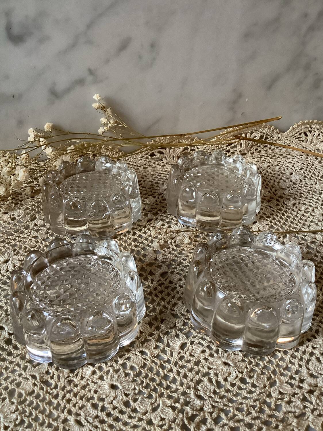 4 furniture leg pads