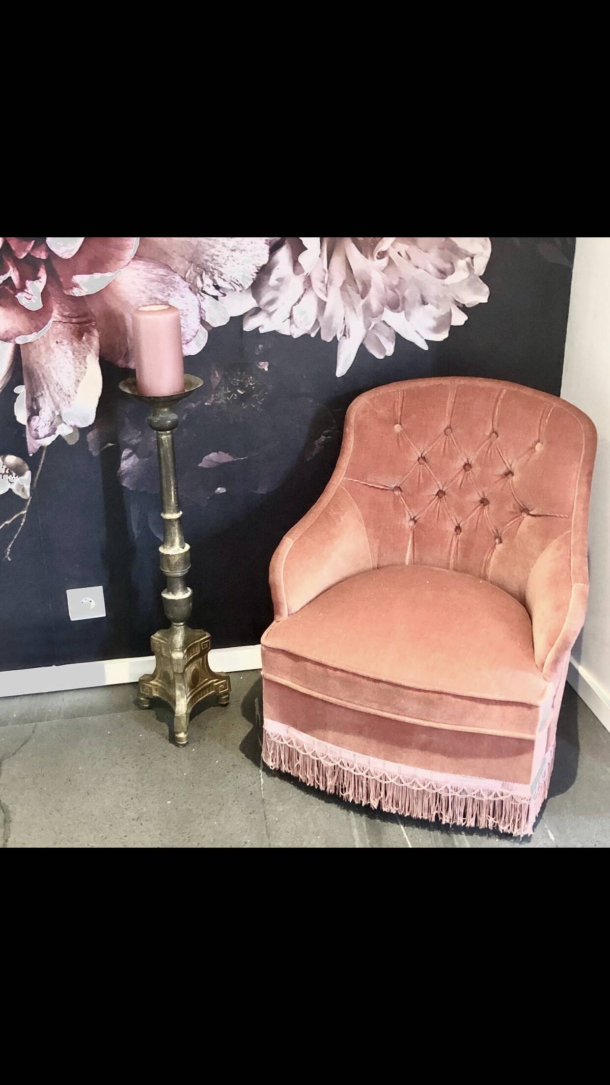 Fauteuil crapaud velours rose